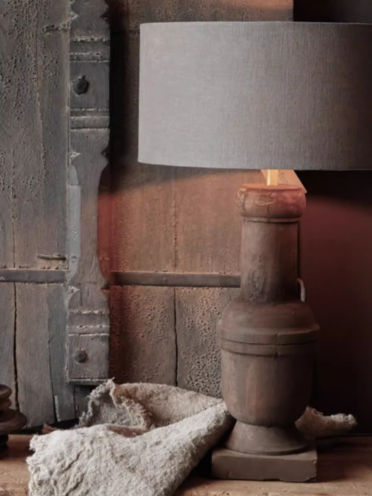 Rustic Farmhouse Wood And Linen Table Lamp Medium Bedside Lamp for Bedroom Living Room